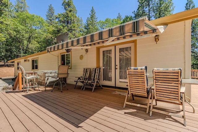 12850 Burnt Cedar Ln, Pine Grove, CA 95665