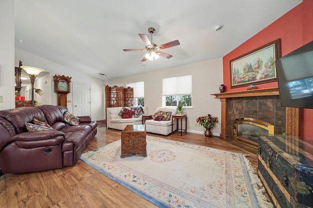 12850 Burnt Cedar Ln, Pine Grove, CA 95665