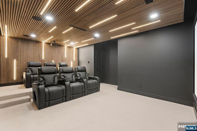 27 Garret Place, Glen Rock, NJ 07452