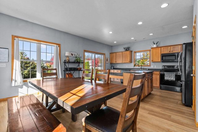 4124 E GLORY LANE, Appleton, WI 54913