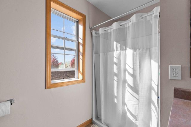 4124 E GLORY LANE, Appleton, WI 54913