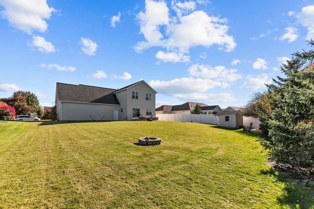 4124 E GLORY LANE, Appleton, WI 54913