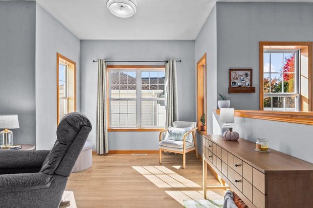 4124 E GLORY LANE, Appleton, WI 54913