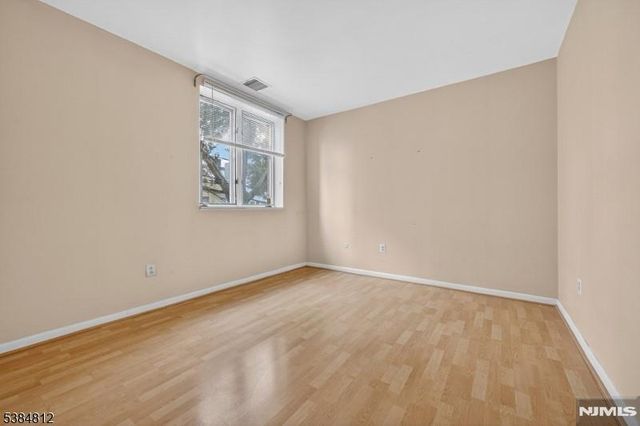 75 Liberty Avenue B17, Jersey City, NJ 07306