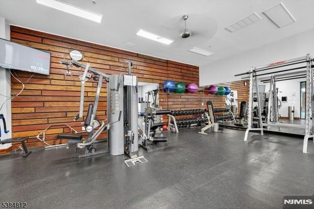 75 Liberty Avenue B17, Jersey City, NJ 07306