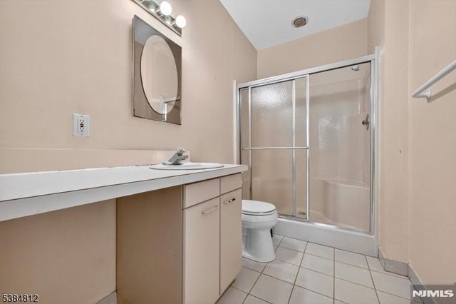 75 Liberty Avenue B17, Jersey City, NJ 07306