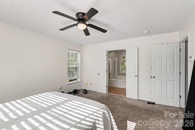 9423 Willow Tree Lane, Charlotte, NC 28277