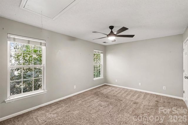 9423 Willow Tree Lane, Charlotte, NC 28277