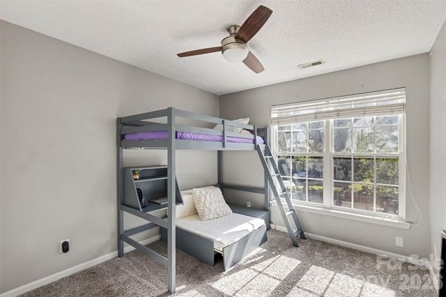 9423 Willow Tree Lane, Charlotte, NC 28277
