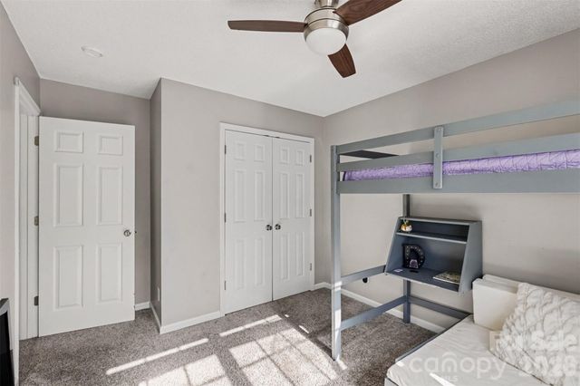 9423 Willow Tree Lane, Charlotte, NC 28277
