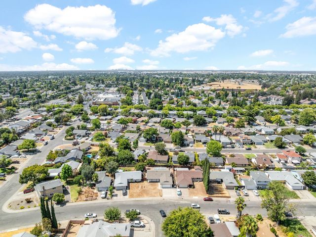5913 Brett Dr, Sacramento, CA 95842