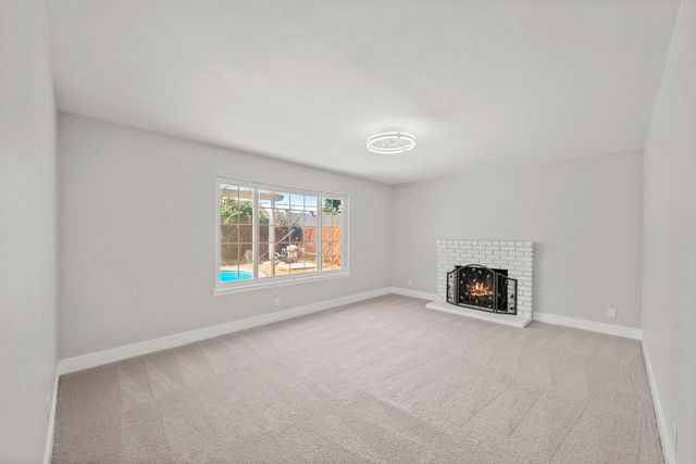 5913 Brett Dr, Sacramento, CA 95842