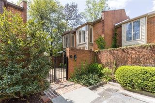 49 Willow Glen, Sandy Springs, GA 30342