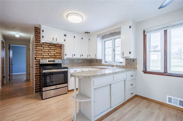 138 King Road, Chili, NY 14428