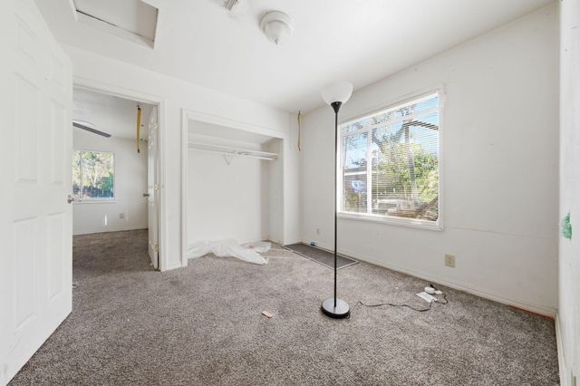 1377 Willis Street, Redding, CA 96001