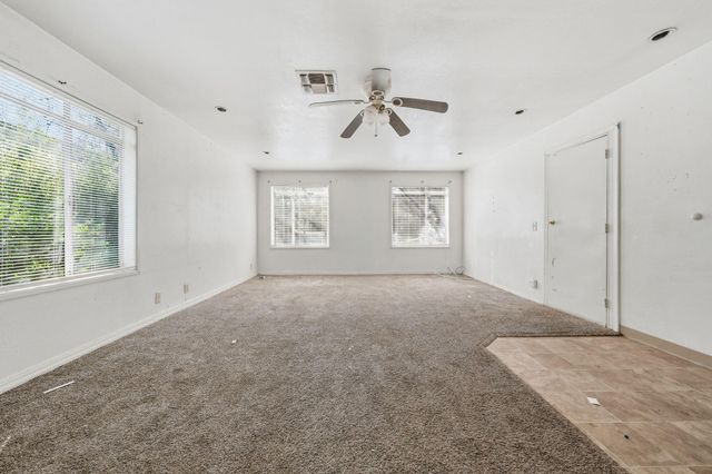 1377 Willis Street, Redding, CA 96001