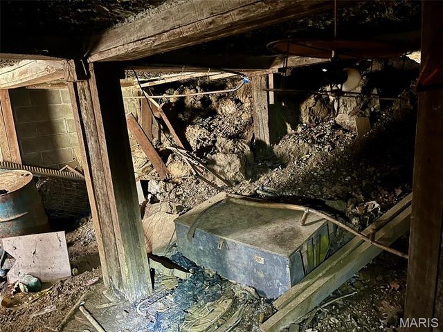 907 Oak Drive, Fenton, MO 63026