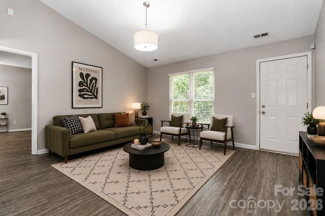 2721 Fairstone Avenue, Charlotte, NC 28269