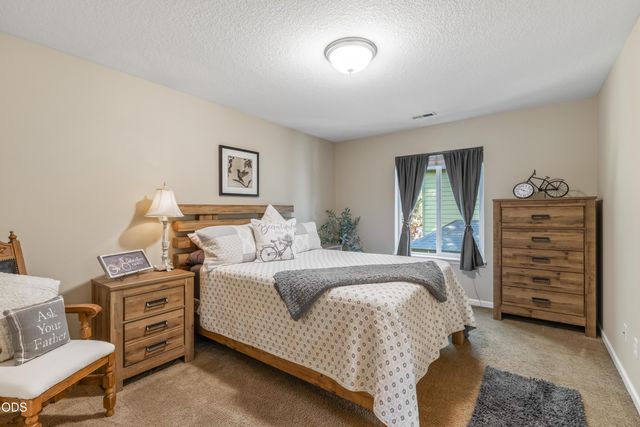 61131 Lodgepole Drive, Bend, OR 97702