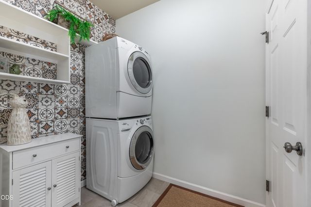 61131 Lodgepole Drive, Bend, OR 97702