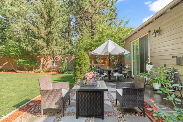 61131 Lodgepole Drive, Bend, OR 97702