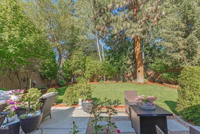 61131 Lodgepole Drive, Bend, OR 97702