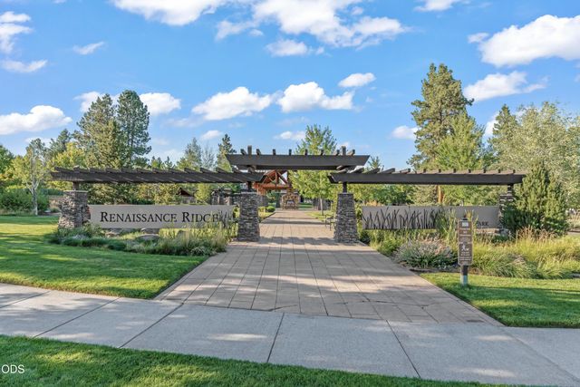 61131 Lodgepole Drive, Bend, OR 97702