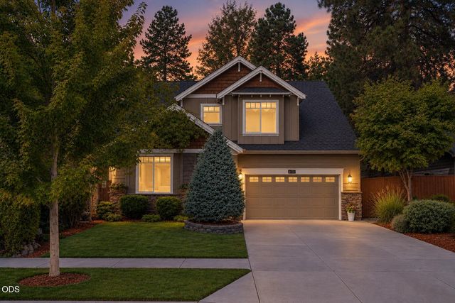 61131 Lodgepole Drive, Bend, OR 97702
