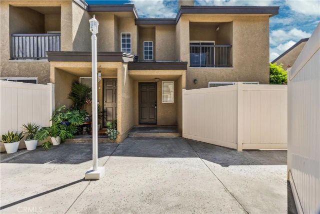 1126 W 228th 16, Torrance, CA 90502