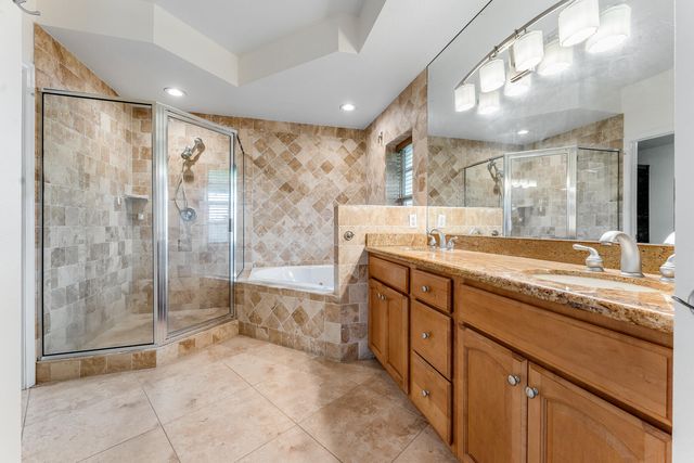 5601 College Road A201, Key West, FL 33040