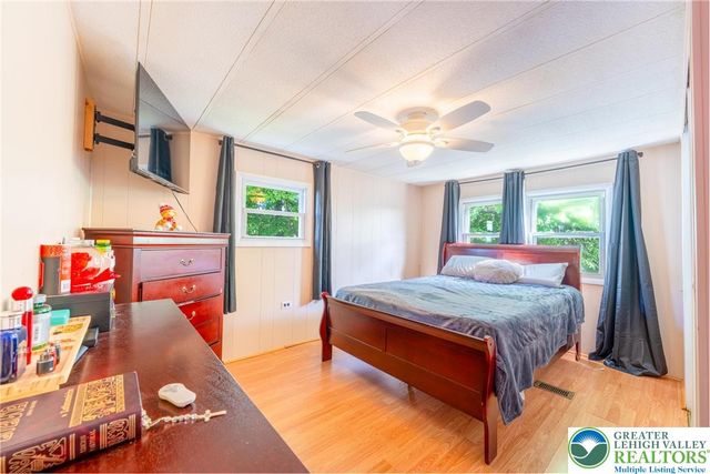 1190 Grange Road O4, Allentown City, PA 18106