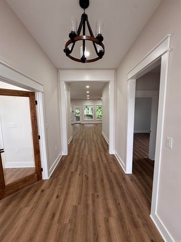 416 Court Street, Bryant, AR 72022