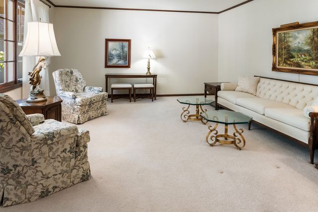 1131 Laureli Circle, Naperville, IL 60540
