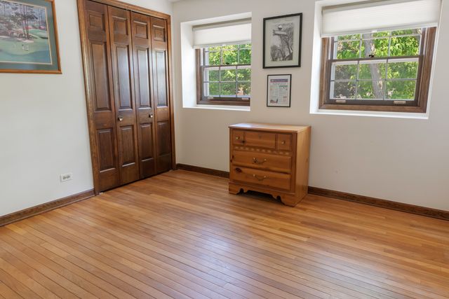 1131 Laureli Circle, Naperville, IL 60540