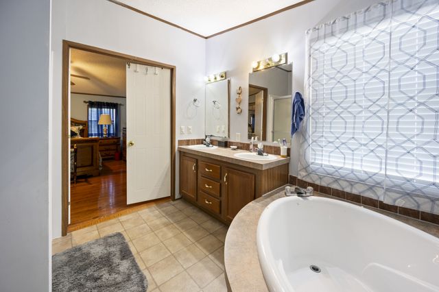 78 Treeline Ct, Monteagle, TN 37356