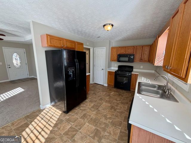 209 HUNT CLUB Circle, Temple, GA 30179