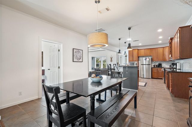 415 Angel Fire RD, Dripping Springs, TX 78620