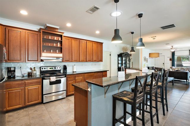 415 Angel Fire RD, Dripping Springs, TX 78620