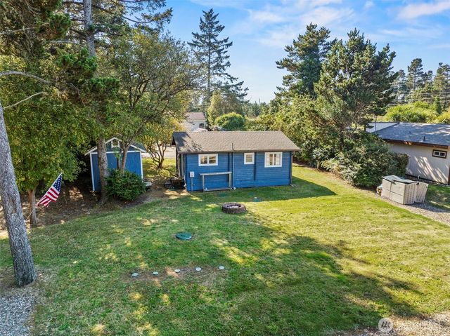 1505 201st Street, Ocean Park, WA 98640