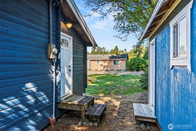 1505 201st Street, Ocean Park, WA 98640