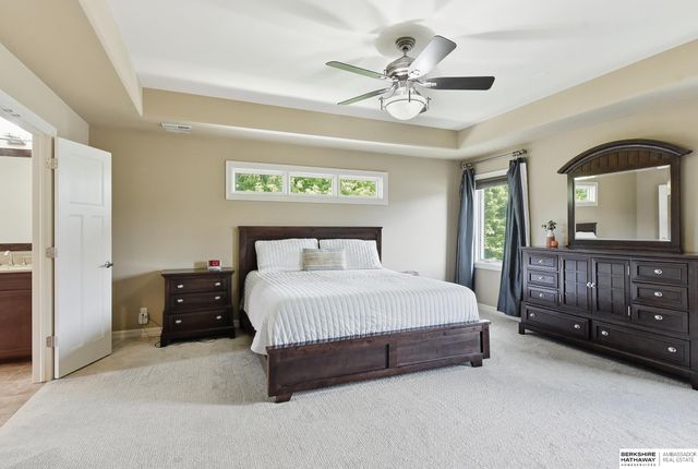 1006 S 197th Circle, Elkhorn, NE 68022