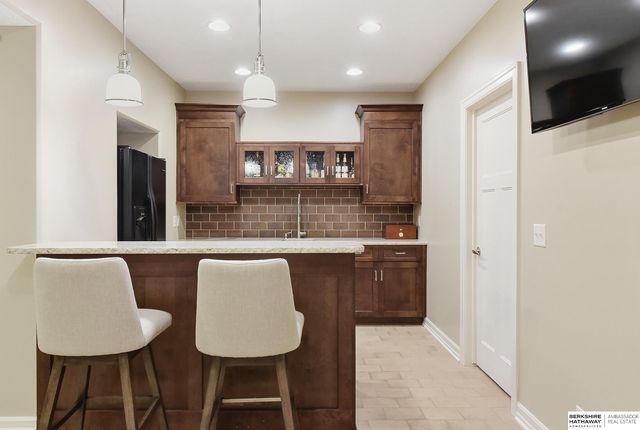 1006 S 197th Circle, Elkhorn, NE 68022