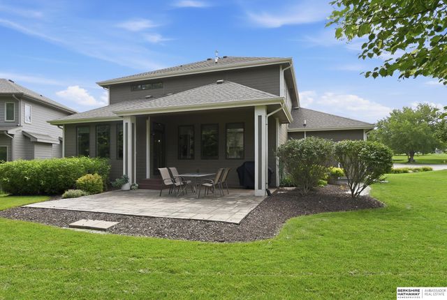 1006 S 197th Circle, Elkhorn, NE 68022