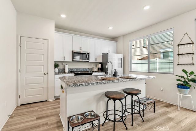 28175 Ashtree Street, Temecula, CA 92591