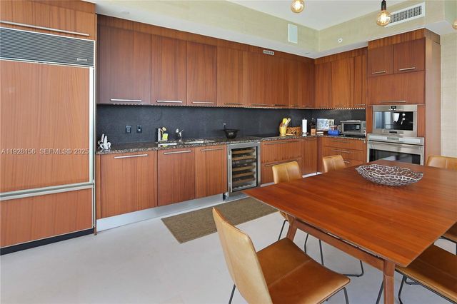 15901 Collins Avenue 1101, Sunny Isles Beach, FL 33160