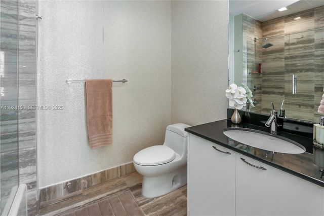 15901 Collins Avenue 1101, Sunny Isles Beach, FL 33160