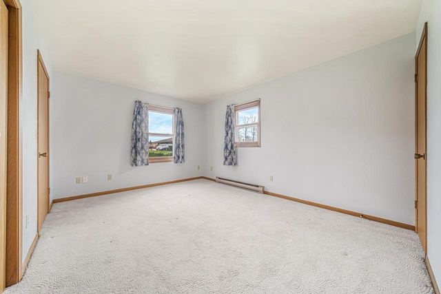 1313 WITTMANN PARK LANE, Menasha, WI 54952