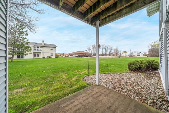 1313 WITTMANN PARK LANE, Menasha, WI 54952