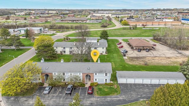 1313 WITTMANN PARK LANE, Menasha, WI 54952