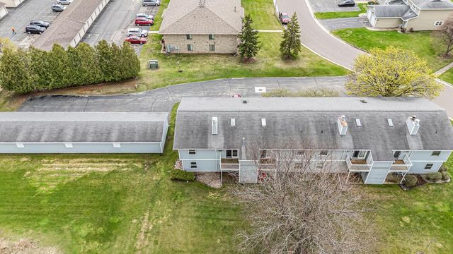 1313 WITTMANN PARK LANE, Menasha, WI 54952